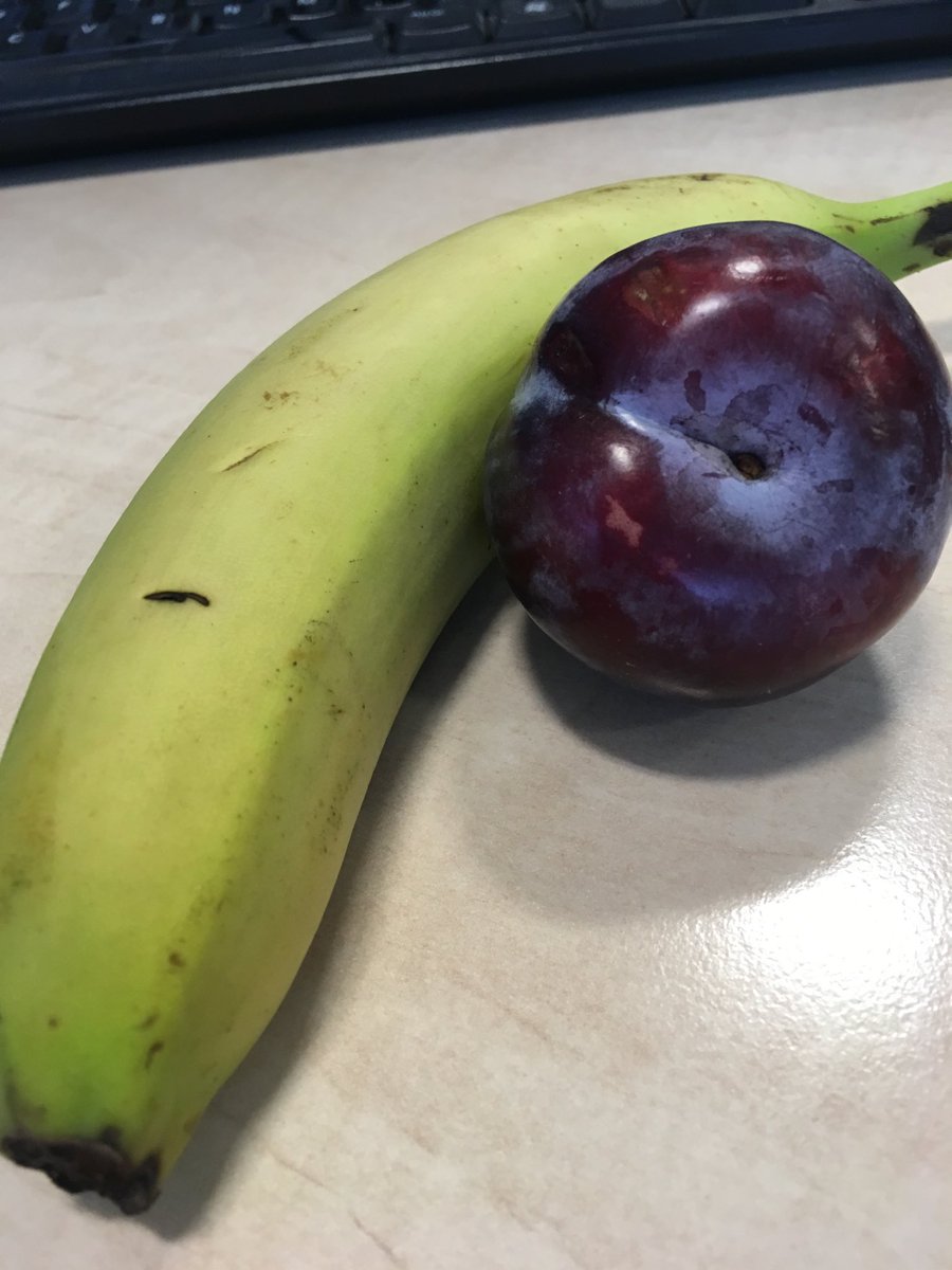 saracasey4's tweet photo. Enjoyed my free fruit at work today as part of our #health matters day #benefitsweek https://t.co/RsVTgOgK2A