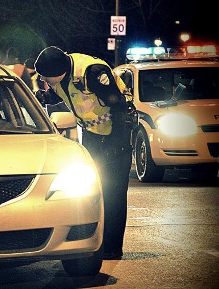SPVM's tweet photo. Cannabis au volant:
120 arrestations pour conduite avec facultés affaiblies en 2017 à Mtl.
Comment les policiers font les évaluations? -> entrevue de l'agt Valois #SPVM à @PQFSL

https://t.co/OQwAJ2z01p
^CC https://t.co/JvGTp1YeGR