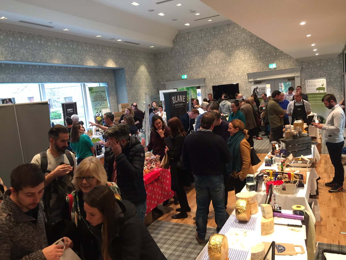 Boynevalleyblue's tweet image. Super turn out for the ‘Boyne Valley Producer Showcase’ today at @MboiceInn It was great to meet chefs and food business owners from all around @BV_FoodNetwork @BoyneValleyFood #BVFood #BoyneValley #LocalFood
