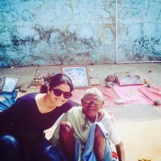 BabitaModgil's tweet photo. #soulsearching #loveandlaughteriscontagious https://t.co/lcJRPqyXC1