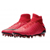 BestBuySoccer's tweet photo. Discover the #Hypervenom #PhantomIII #FirePack available online at https://t.co/mBvXoCS7Y1 and in BestBuySoccer locations https://t.co/nXCZA79xsc