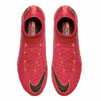 BestBuySoccer's tweet photo. Discover the #Hypervenom #PhantomIII #FirePack available online at https://t.co/mBvXoCS7Y1 and in BestBuySoccer locations https://t.co/nXCZA79xsc