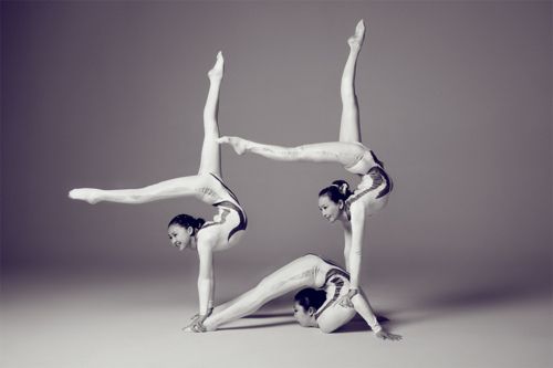 NextStepBway's tweet photo. Flipping for acro Tuesday! #acro #dance #partnering #strength #balance #control #flexibility #dancespiration #nextstepbroadway https://t.co/xcpP5gutDw