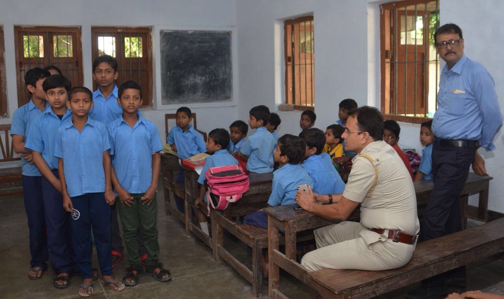 N24PoliceDist's tweet photo. Observation of children's Day at Banipur Home by Habra PS. https://t.co/79n6SjTOgP