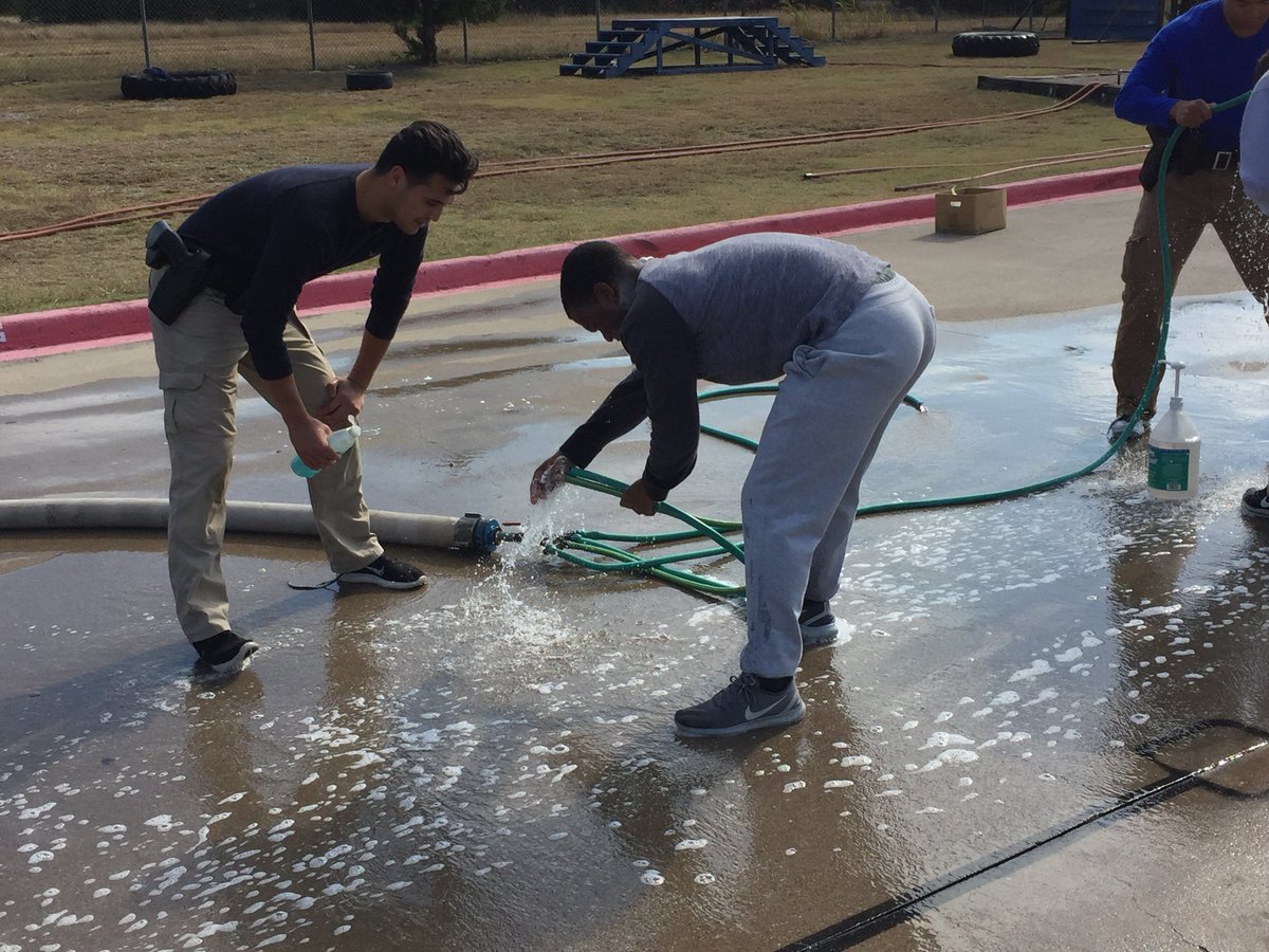 DPDAcademy's tweet photo. OC Spray Day #DPDClass356 #trainingthebest @DallasPD @DPDRecruiting @ChiefHallDPD @DPDJunger @DPDCoffey @TCOLE https://t.co/59lZzSZF9c