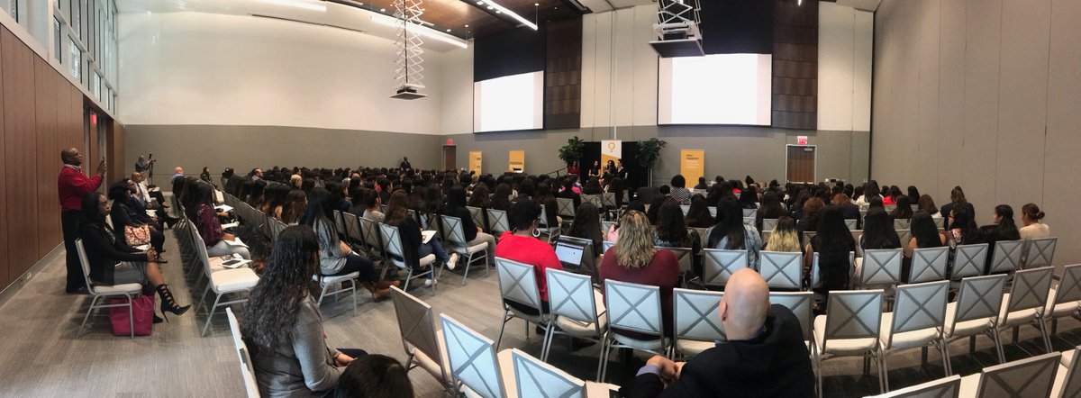 TexasCentral's tweet photo. Proud to be at the @CompellingWhy #SuccessSession with more than 280 high school students from @dallasschools talking about the Texas Bullet Train! Compelling Why is a great org focusing on maximizing the potential of students of promise. https://t.co/fnoL1qqNe5