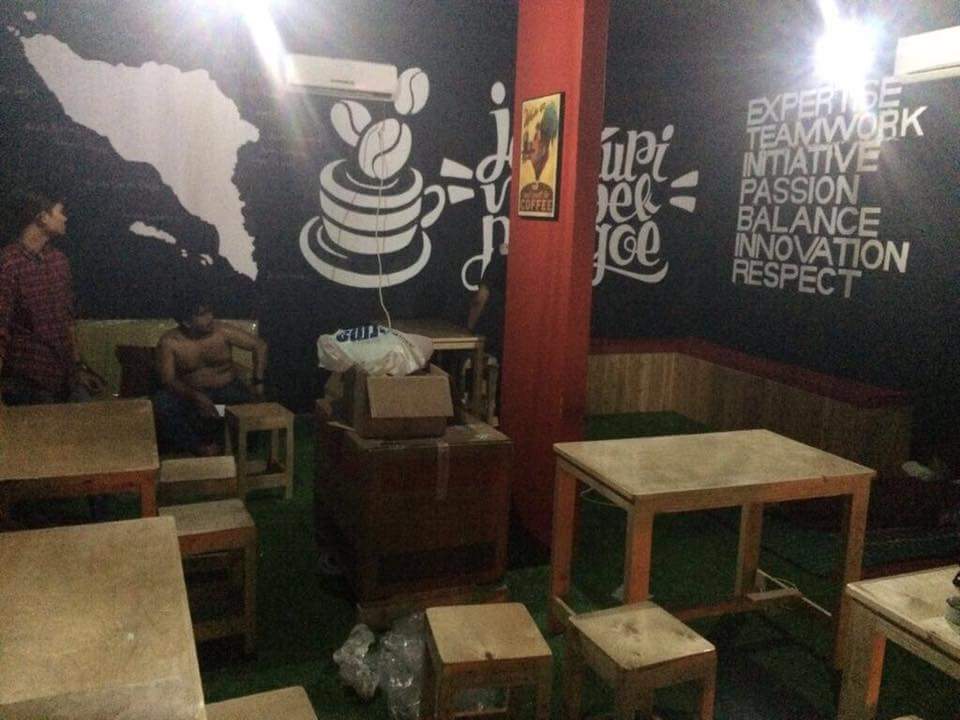 TJS86's tweet photo. Undangan grand opening... @AkbarTandjung_ @kopimantapABC @JualGamisJumbo @NgopiJogja @cobabelisatu @MieAcehCieRasa https://t.co/2SteYxZ6Ke