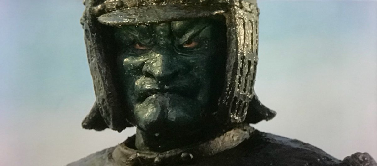 鮫島順太郎 大魔神は何と言っても 橋本力さんの大魔神に成りきった演技に感動するね 悪代官を見つめる時と藤村志保を見つめる時の顔が違うもの