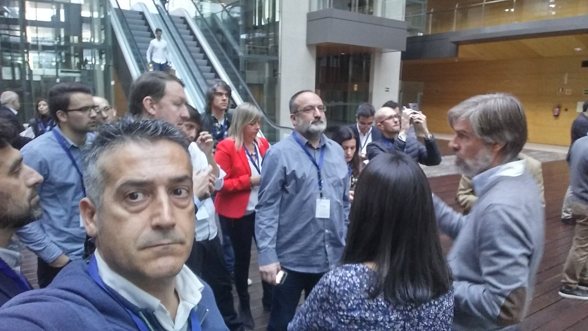 servilleta's tweet photo. #EnelFocusOn #Madrid impresionados por las características energéticasde HQ @Endesa Compartiendo con un grupo de profesionales heterogéneos #digizens @EnelGroupES https://t.co/1Tfc8jpZuf