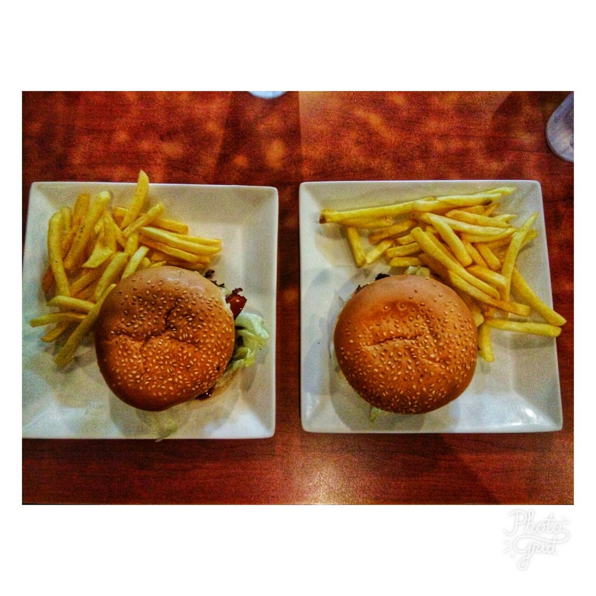itsjeanea's tweet photo. @barneysburgerph 11.07.17 <3
.
.
.
.
#foodporn #burger #barneysburger #15th #latepost https://t.co/NolPCCe8H2