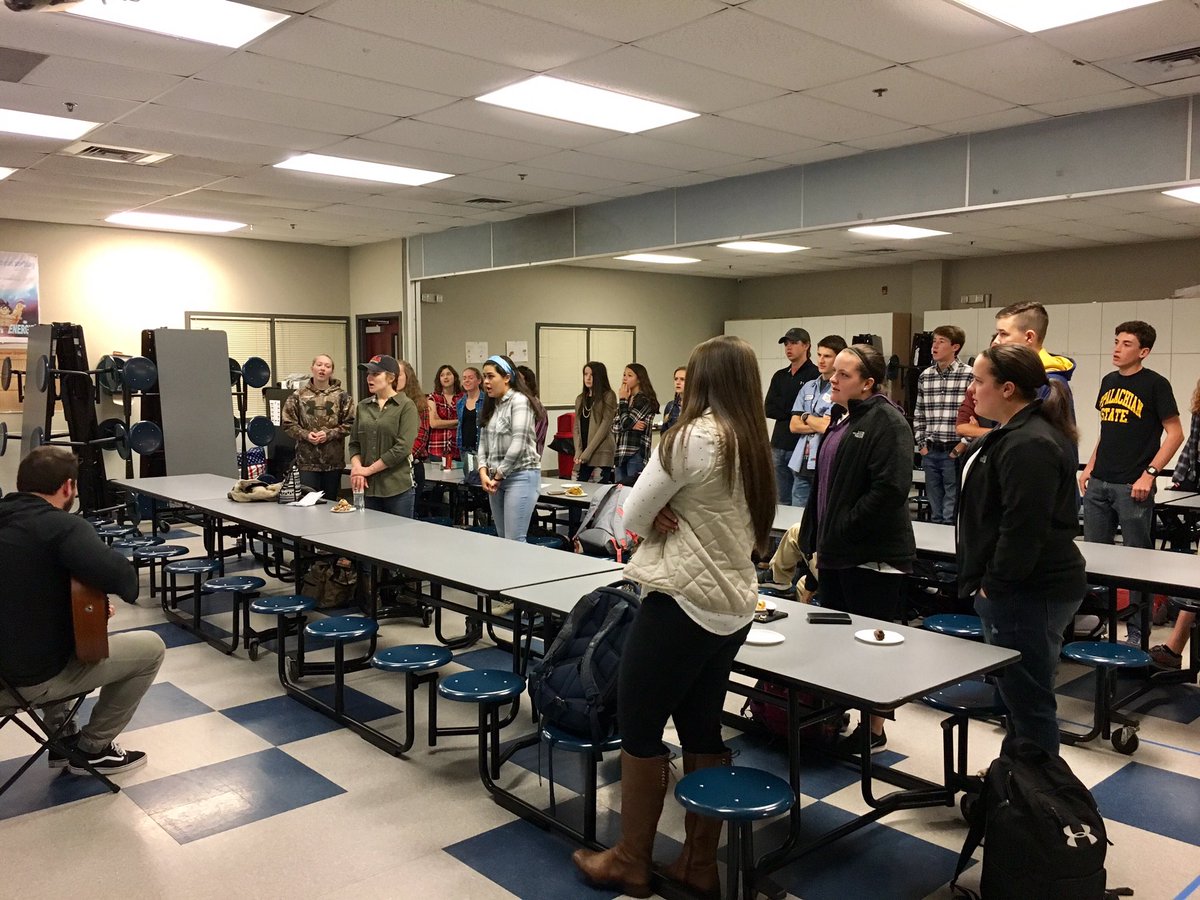 bstrupp_'s tweet photo. Worshipping at Lincoln Charter this morning! @fca_lcs https://t.co/QYvXN2NHpA
