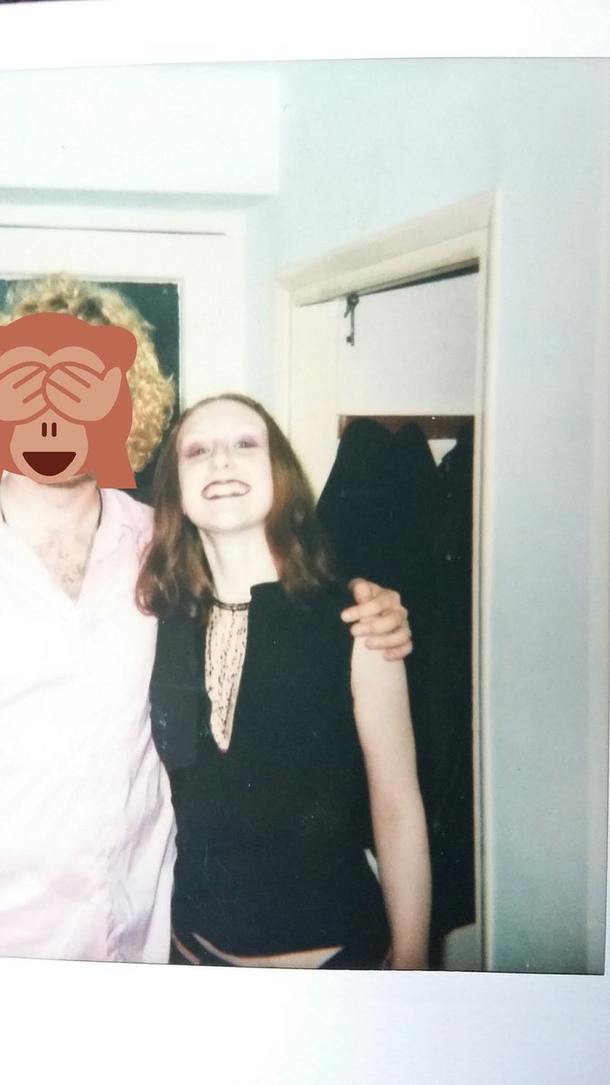 Simpson_Romance's tweet photo. @shy_holland @JSMueller_5150 #GingerGoth #badstef these aren't even big haired, but idk where the rest of them are, maybe I burnt them. Who knows?
I'm drunk in three of these I think 😂😂🙃 https://t.co/9nsctEeJe1