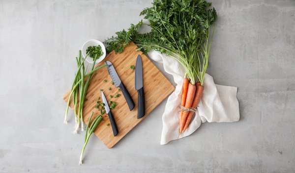 DullesMoms's tweet photo. To celebrate @SRestSupply’ Better Than Black Friday Sale Nov 17-18, enter to win a 3-Piece Ceramic Knife Set! https://t.co/PM0wAmoke1 https://t.co/RewBYDrqxu