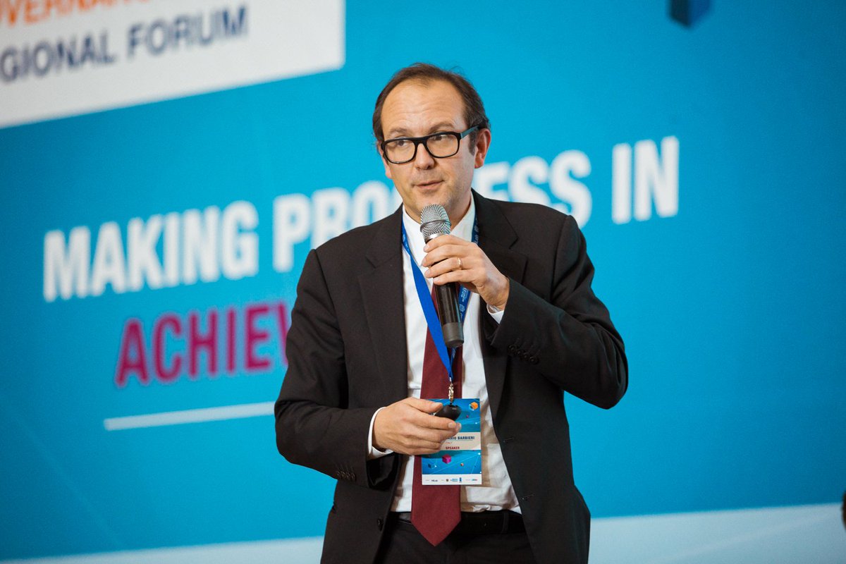 MiLab_MD's tweet photo. "An efficient system of public services delivery asks for strategic thinking on medium-long run policy making", Dario Barbieri, international expert on e-Governance#Innoforum2017 #inno4dev #inno4gov https://t.co/kl7QnN1E1p