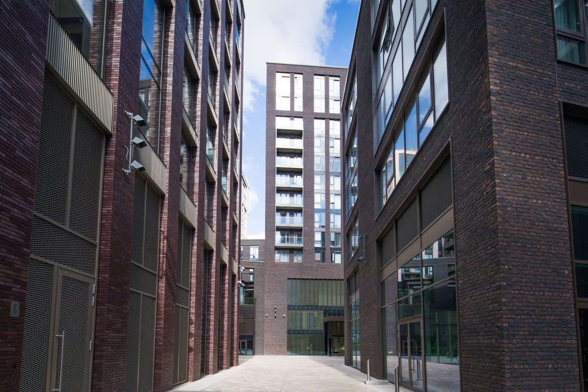 NineElmsTeam's tweet photo. #London's newest neighbourhood: grab your walking shoes &amp; come visit the fabulous #NineElms ❤️ 👀  #LDN #mycity #ThisIsLondon #Igers_london #Londoners #architecture #photography #londonlife #londoncity #londonforyou #londonist #londonlove #londonfoodie #londoners #londonigers https://t.co/O9mFDk9xXt