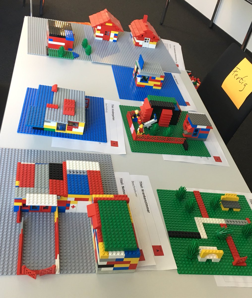ACReisser's tweet photo. #zisebv2017 - super kreativ ein ganzer Stadtteil (😝 ohne Baugenehmigung 😉) hat Spass gemacht dank einer super Vorbereitung von PO und SM👍🏻 https://t.co/R2l8XeCqcB