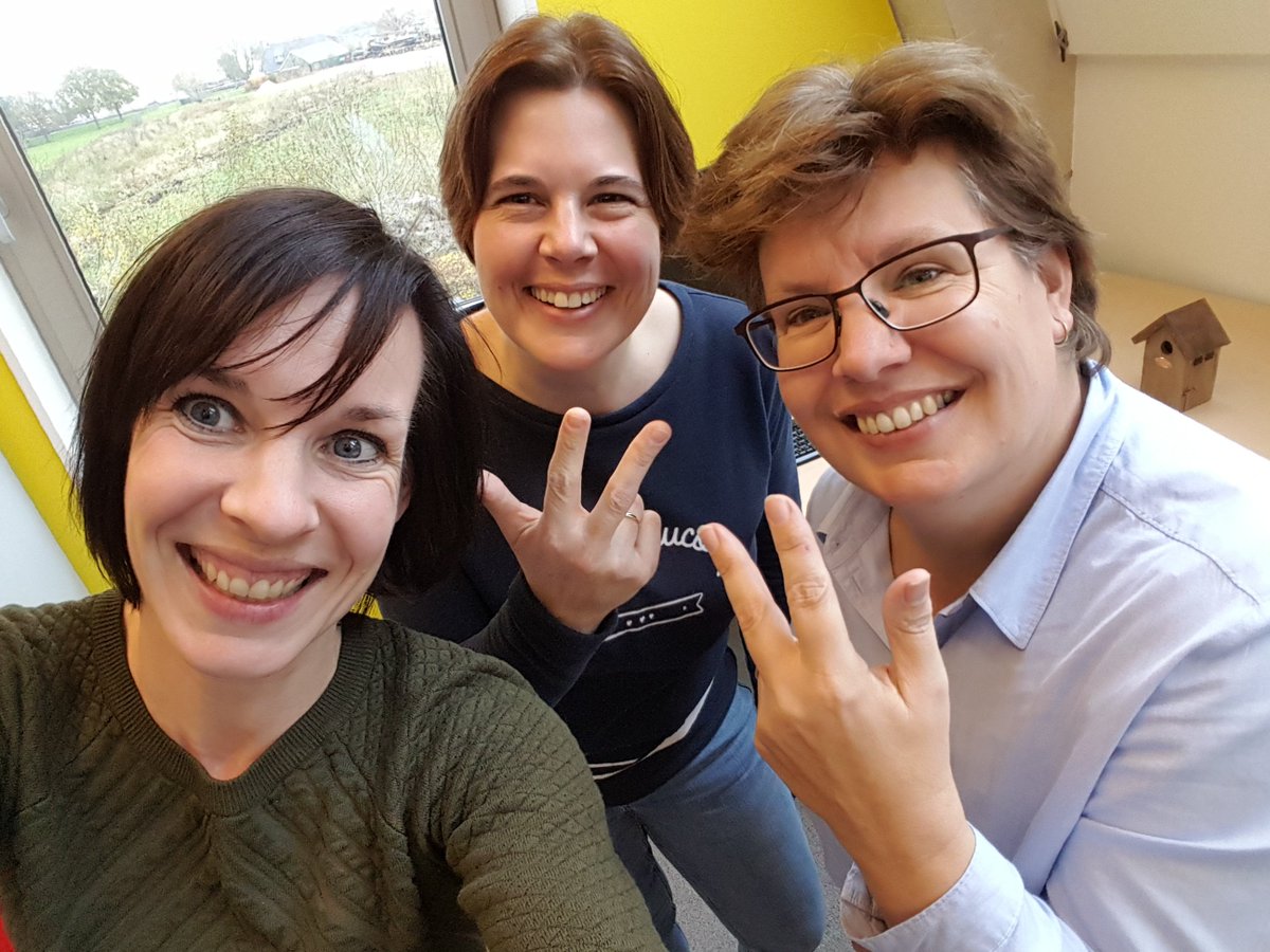 for_Top's tweet image. Vanaf vandaag werken er drie Sandra's bij fortop!