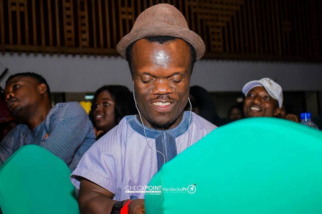theCheckPointNG's tweet photo. #AboutNov5th2017 
#checkpoint3thestageplay 
Thanks @nkubiwazobia for the support 🙌🙌🙌 God bless you 🙏 https://t.co/R2KvwEyXnx https://t.co/abqzvdPZZd