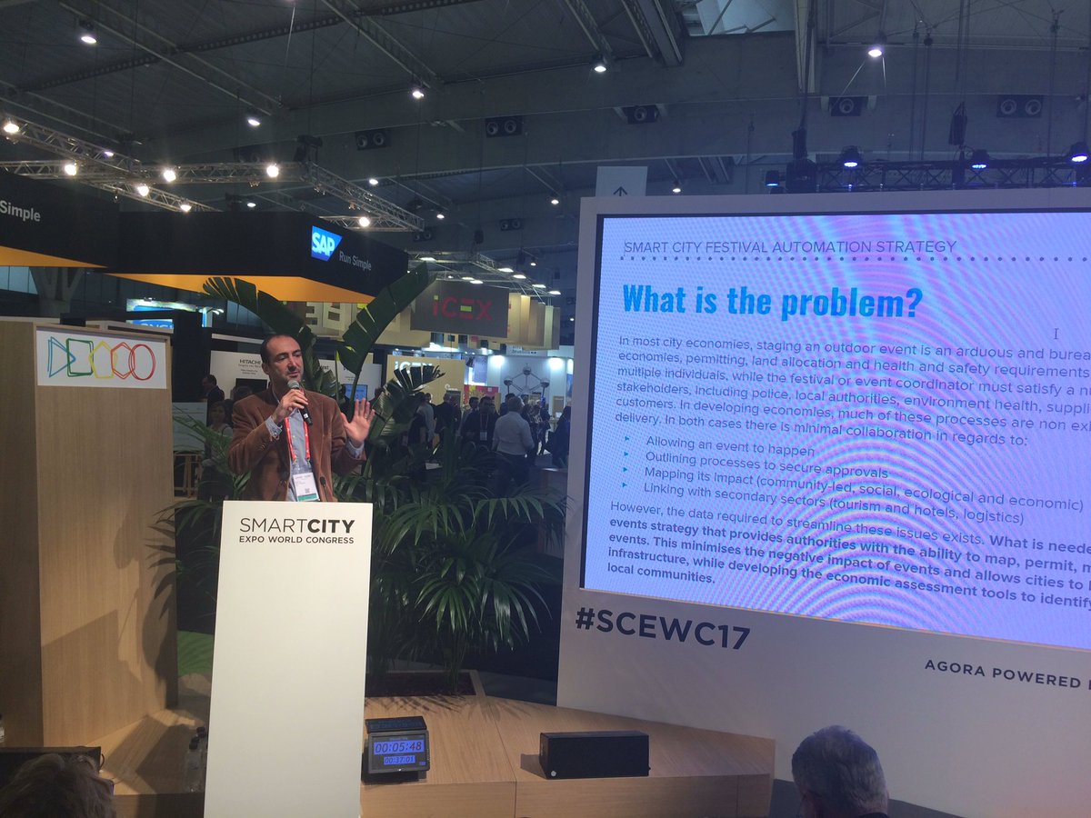 ViewPointsMedia's tweet photo. Jordi Puy from Sound Dilpomacy on how to use music to improve living in cities #SCEWC17 @SoundDiplomacy https://t.co/DNRqqlG0cJ