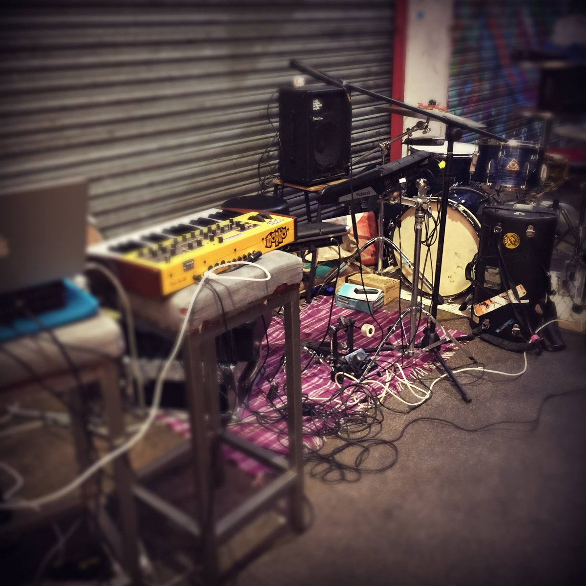 TheAgileRabbit's tweet photo. Hot #pizza &amp; #LIVEMusic this week @TheAgileRabbit:

Wed 15th, 7pm-11pm: #SerendipitySoundsystem 
Thurs 16th, 9:30-11pm: @davederosemusic w #AgileExperiments 
Fri 17th, 8:30-11pm: #gianlucacorona
Thurs16th &amp; Fri 17th, 7pm + Sun19th, 5pm: #CUSPDJ

#Brixton #london #music https://t.co/qOVeV0WRM1