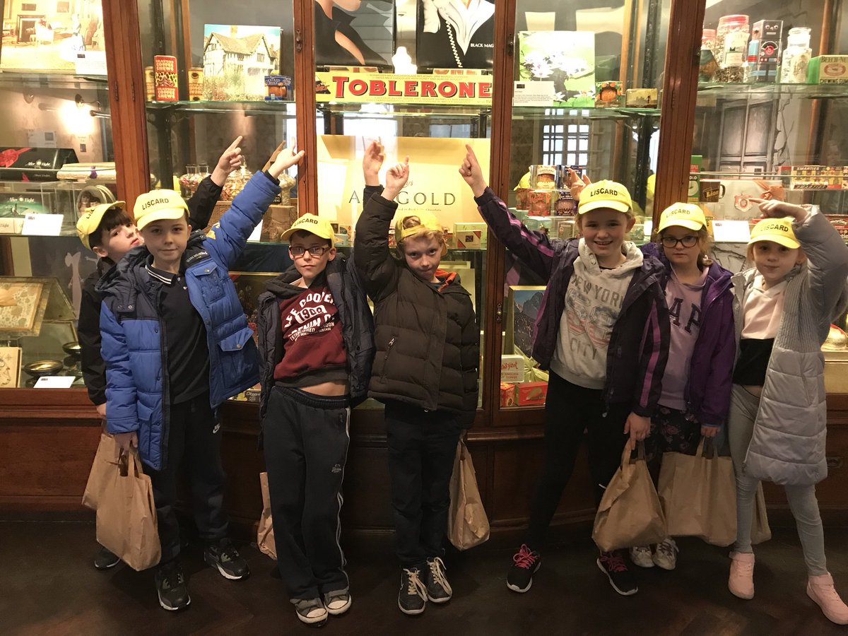 Mrs Hughes tweet media