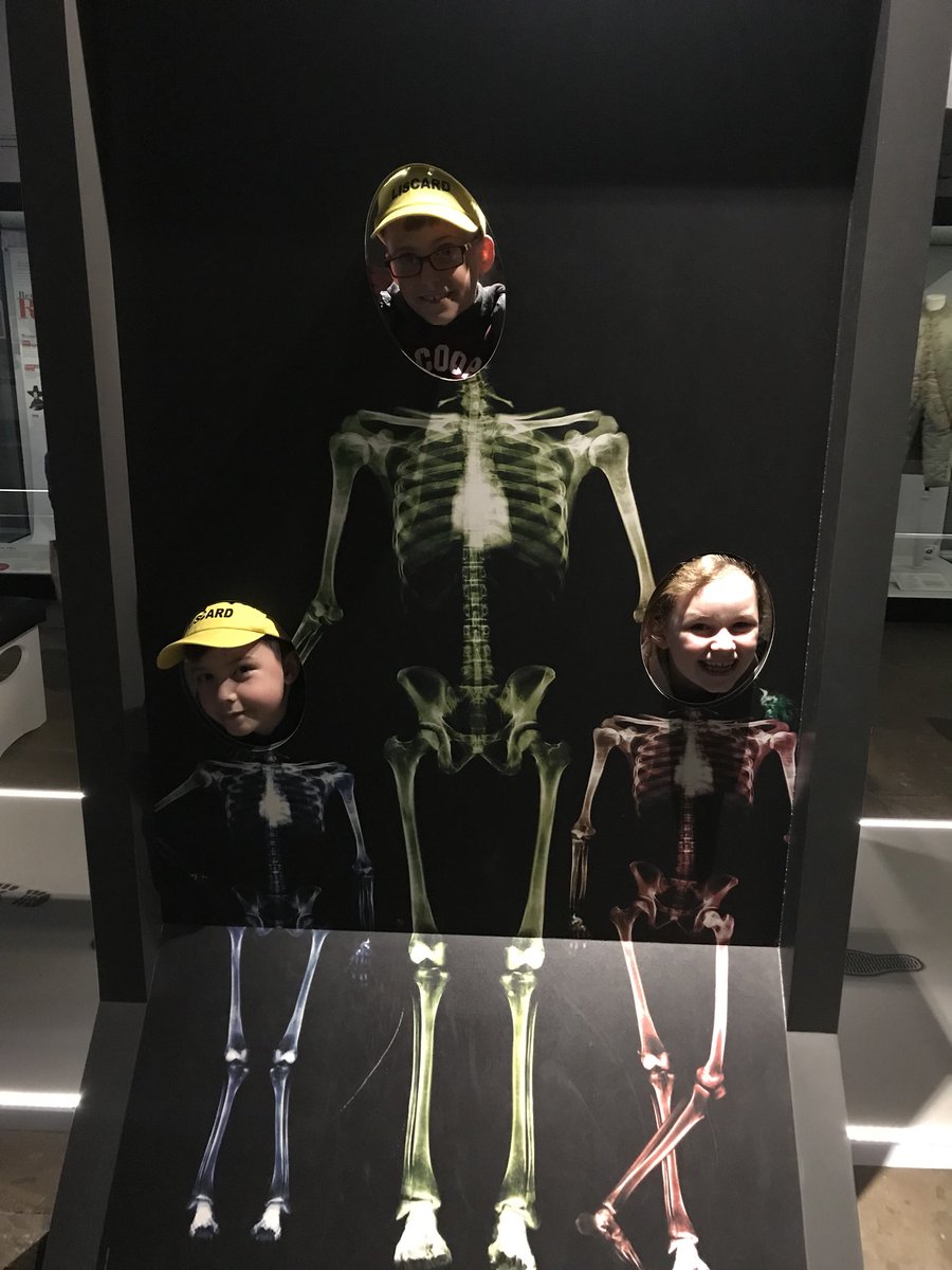 Mrs Hughes tweet media