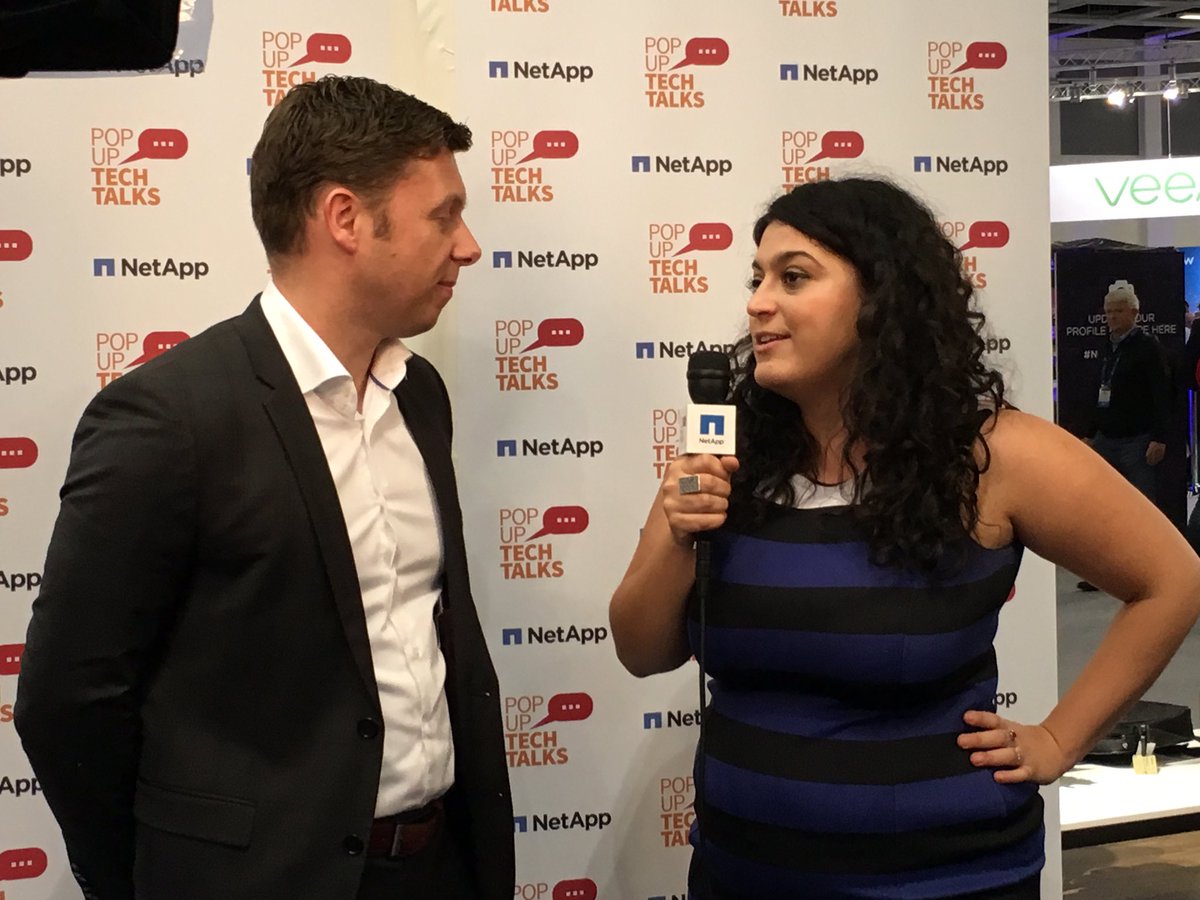 1andonlyMikeT's tweet photo. Fiming @PopUpTechTalks now at the #NetAppInsight social media hub! Stop by for your chance at internet fame! https://t.co/o13UPrVPJ6