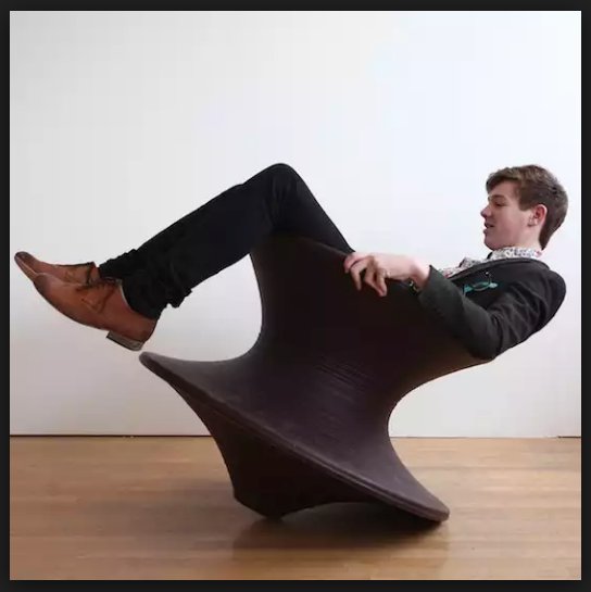 ugur2nd's tweet image. Thomas Heatherwick (#Spunchair) sandalyesi mi desem koltuğu mu bilmiyorum ama çok eğlenceli bir şeye benziyor. :)