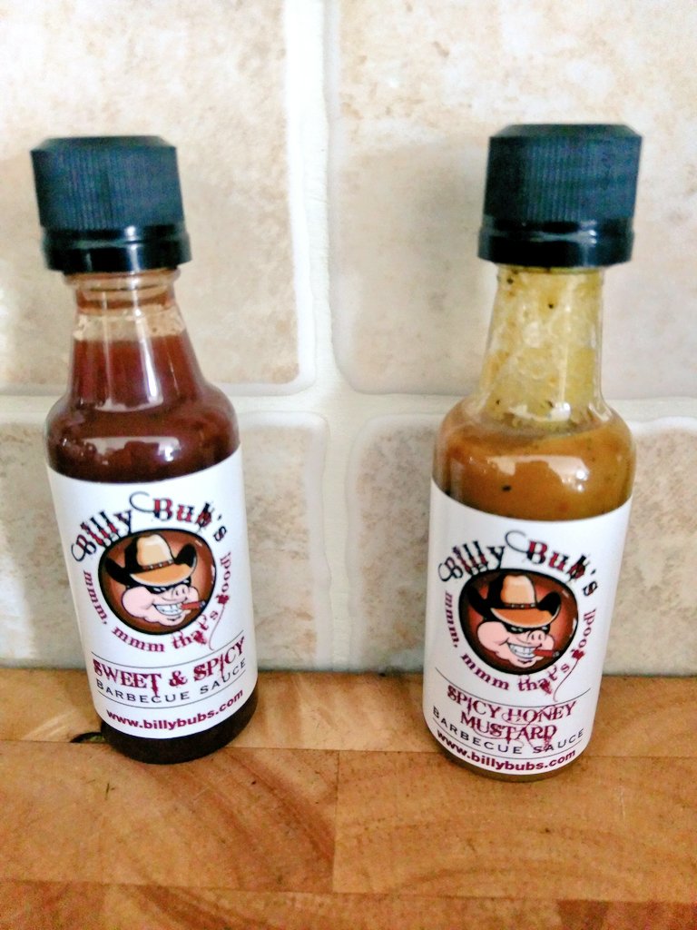 RubClubUK's tweet photo. All the way from America 🇺🇸 we present @billybub33 rubs and sauces to share this week.
First thing is please take the time to read the rules in our pinned tweet. Secondly you must follow us. Thirdly you must favourite AND Retweet this tweet. It's simple really. Good luck. https://t.co/Do5enpVI4F