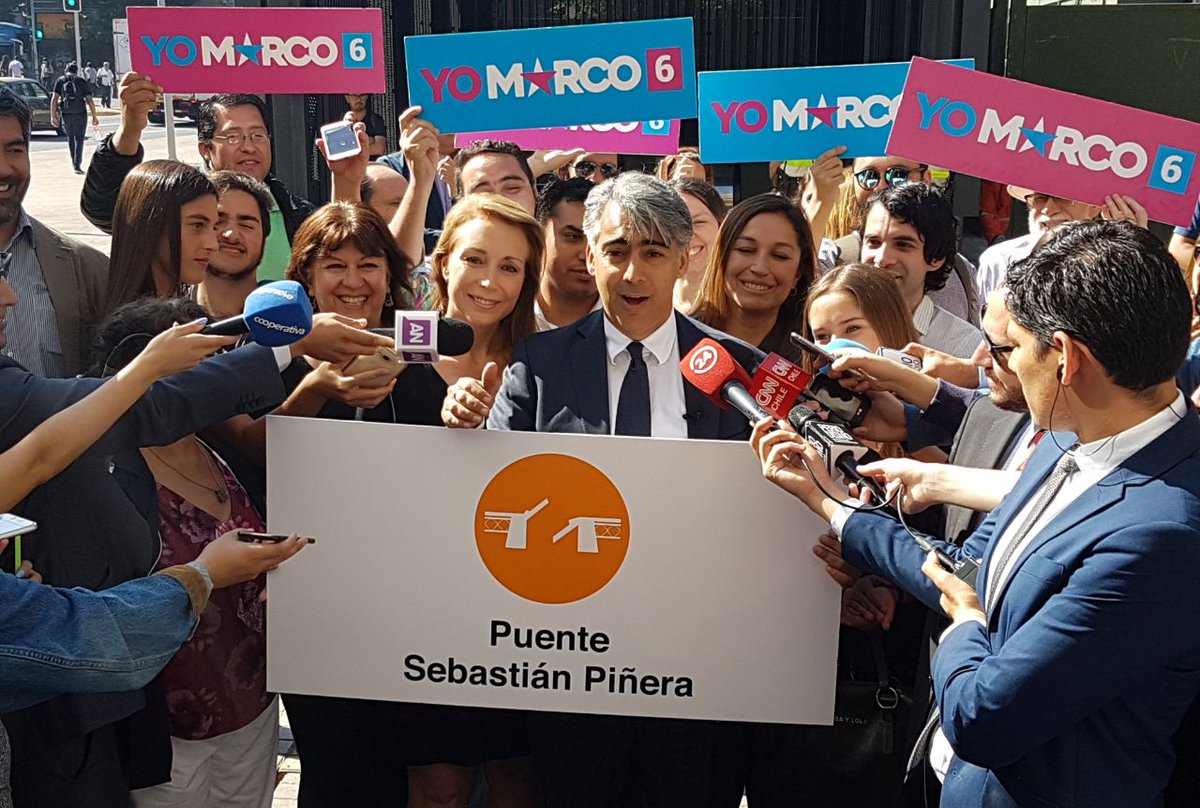 peredo_juan's tweet photo. Entregando Propuestas Concretas, Viva Presidente Marco, metro los Leones, próximamente Metro Michelle Bachelet! @marcoporchile @PedroAbarcaPRO @DiegoNeithan @jfcoloane 
#PresidenteMarco https://t.co/BShx78fjTh