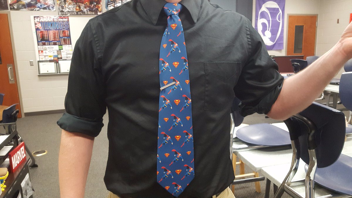 TuckTie's tweet photo. #Superman on #TieTuesday! https://t.co/M0Yl9JSnoJ