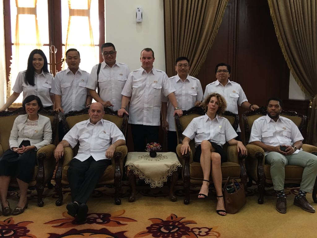 RahayuH4ndayani's tweet photo. Welcoming a Dutch company "Green Power Nano" with their project initiative in East Java #NLID https://t.co/DUpSBrltk5