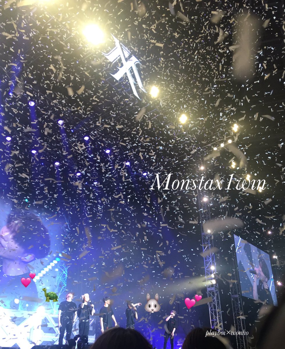 plbwh_31's tweet photo. 171114 첫1위 기념 😭 
너무너무 축하해😍😍👏 

#몬스타엑스 
#몬베베
#몬스타엑스고마워 
#DRAMARAMA
#MonstaX1stWin https://t.co/R8lW7Srbdf
