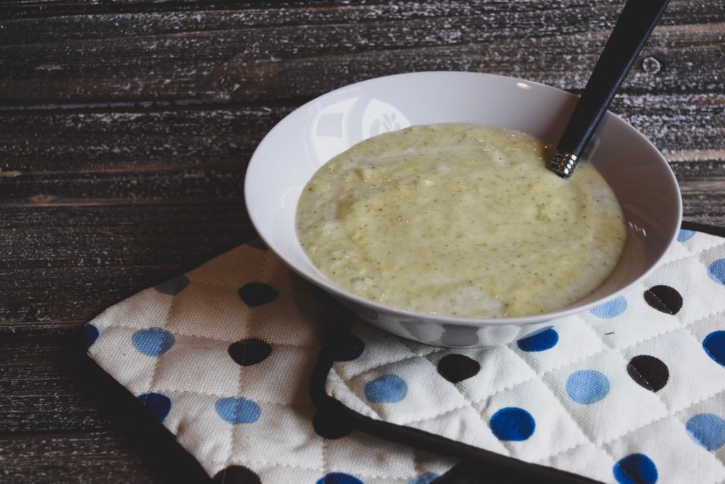 Savoury soups every day.  Made from scratch.

#soup #bakery #scratch #hotovenbakerycafe #toronto #food #t.o. #delicious #polkadots