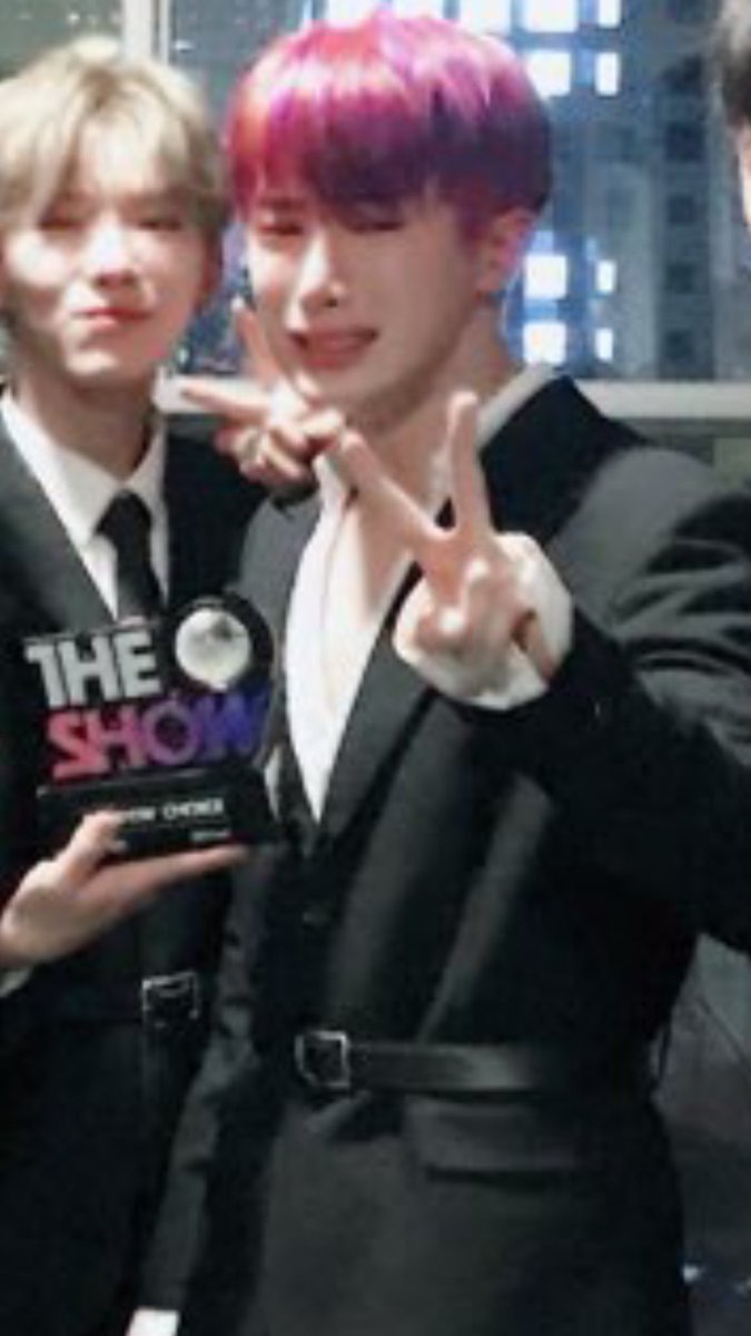 plbwh_31's tweet photo. 세계에 이런 귀여운 얘가 있나요？😂
@OfficialMonstaX 
#몬스타엑스 
#원호 #WONHO 
#몬스타엑스고마워 
#DRAMARAMA
#MonstaX1stWin https://t.co/MEDyLv0ZIQ