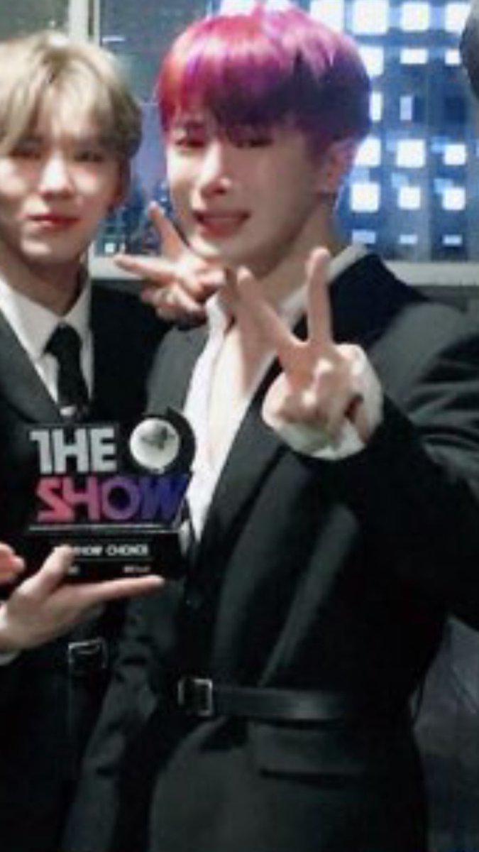 plbwh_31's tweet photo. 세계에 이런 귀여운 얘가 있나요？😂
@OfficialMonstaX 
#몬스타엑스 
#원호 #WONHO 
#몬스타엑스고마워 
#DRAMARAMA
#MonstaX1stWin https://t.co/MEDyLv0ZIQ