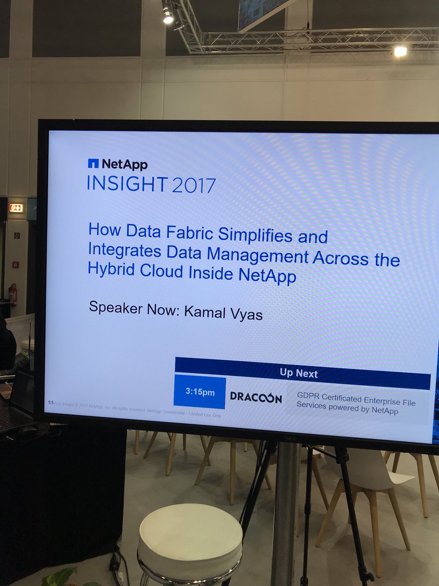 GopiSirineni's tweet photo. @kamalvyas live session at #netappinsight2017 #NetAppIT https://t.co/6bxXpgFssn