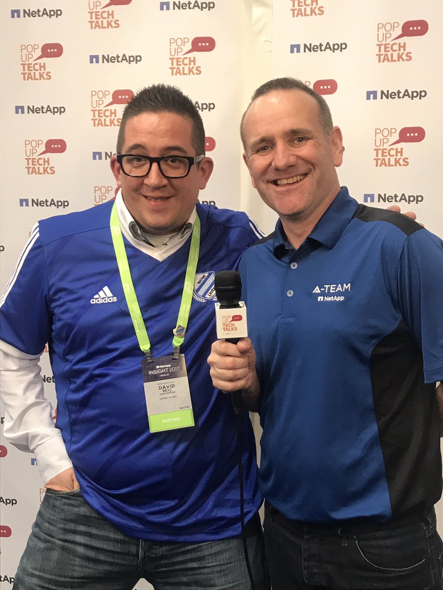 PeytStefanova's tweet photo. Well done @Davidoff1981 for taking the opportunity to do a @PopUpTechTalks with @techstringy #NetAppInsight #NetAppUnited &amp; #NetAppATeam 💙 https://t.co/BUNq9HY4mx