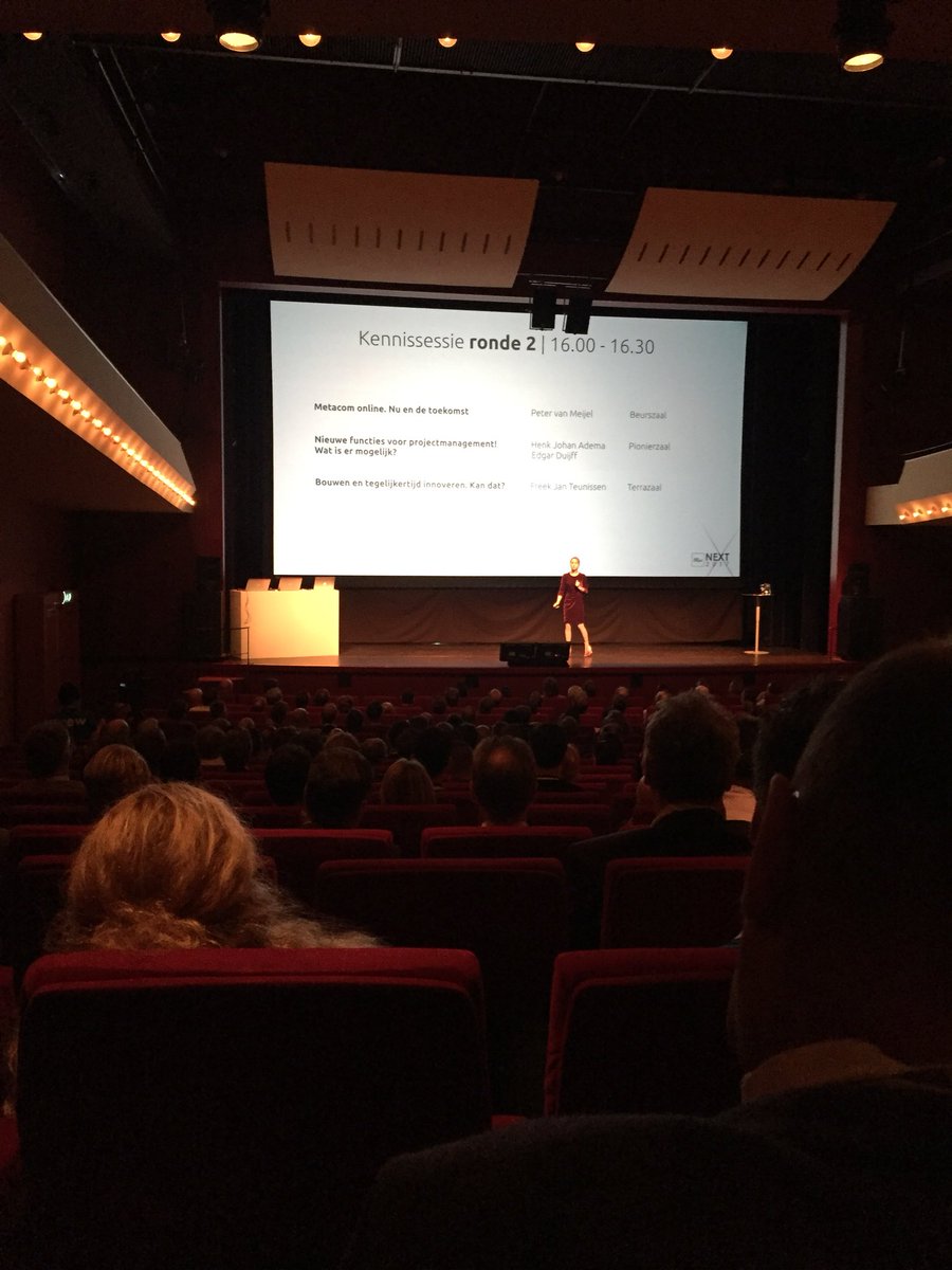 pjhummelen's tweet photo. De keynote is geweest. Nu koffie en dan naar de eerste deel sessies van @VanMeijel in @theatervoorhuys #NeXT2017 https://t.co/1CssjhBYbf