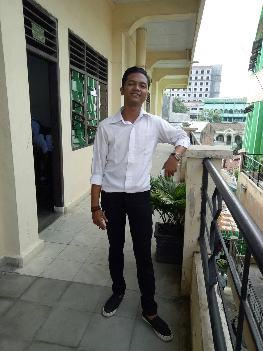 kelengceh_'s tweet photo. UTS, #semester9 https://t.co/zq3gG9chkV