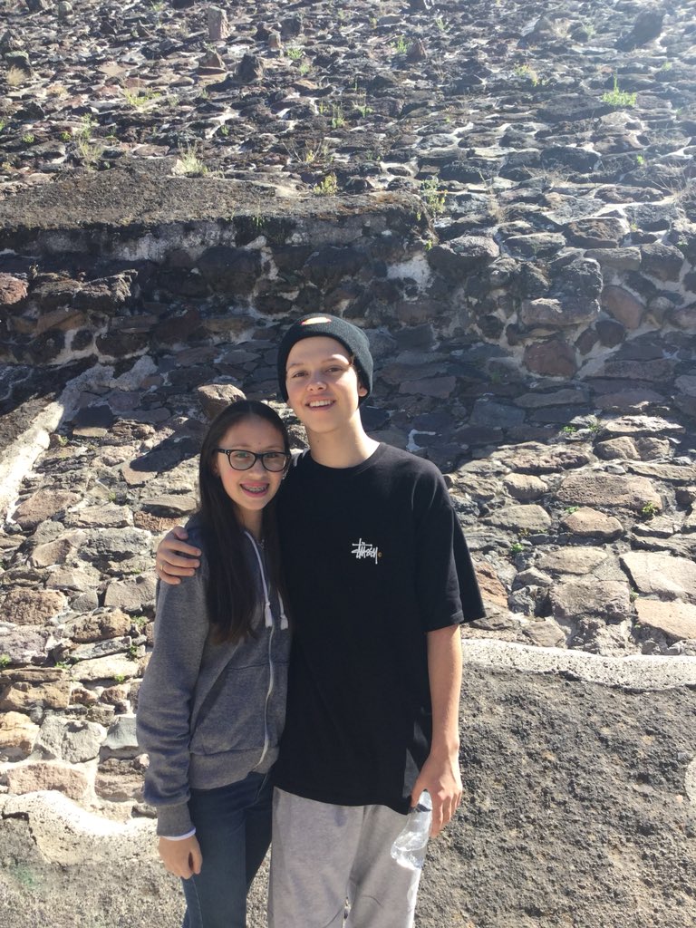 pao_garcia111's tweet photo. @jacobsartorius I taked my picture💗 https://t.co/wbL45qy5Bl