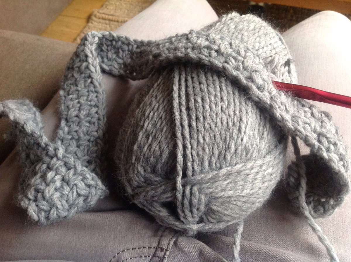 Nieuw deken in de haak! #deken #haken #grijs #basic #häkeln #crochet