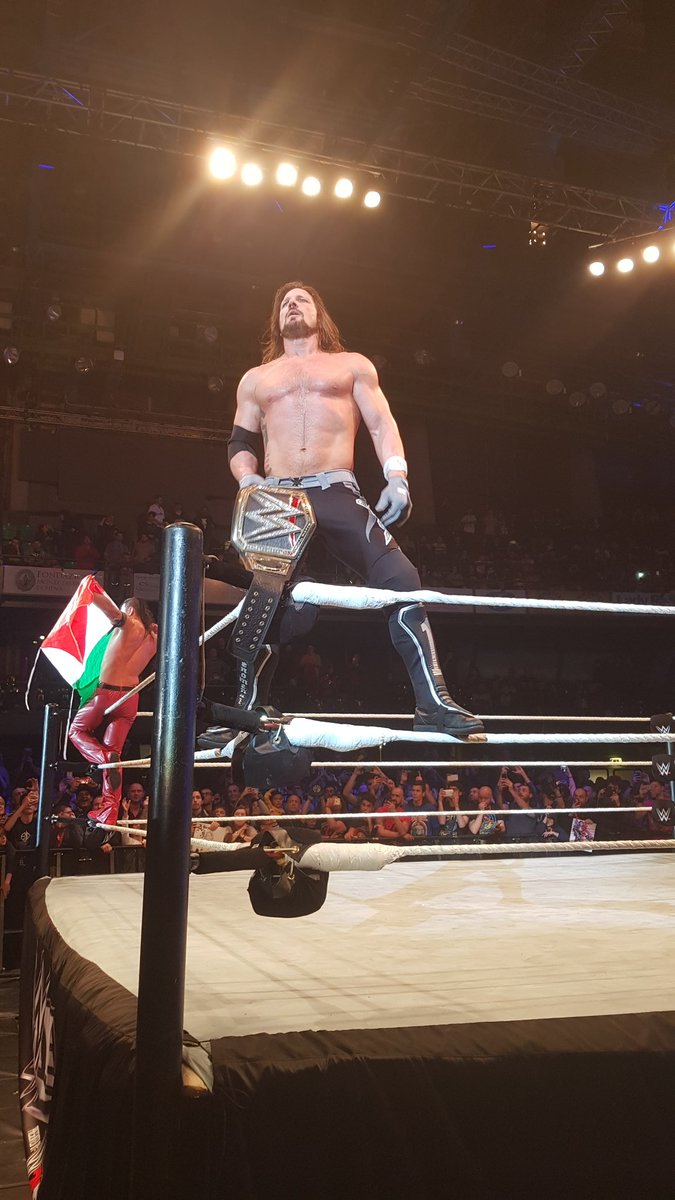 HeelCris's tweet photo. #WWEFlorence was... #Phenomenal. @AJStylesOrg https://t.co/0yKAXvh3If
