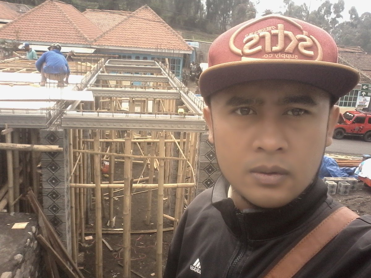 alim_mikdin's tweet photo. Pembangunan polindes desa jetak berjalan lancar
#ManfaatDanaDesa
#propjatim
#kitapendamping
#pendampingprob
@jokowi
@EkoSandjojo
@taufikmadjid71
@tppindonesia
@kpw4jatim https://t.co/DPZ2Q96HLc