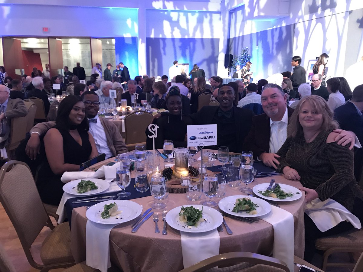 SubaruMemphisCP's tweet photo. Thanks to everyone who came out and supported @WolfRConserv for the Greenway SoirΓ©e @operamemphis it was a great success. #wolfriverconservancy #greenwaysoiree #subaru #jimkerassubaru #operamemphis https://t.co/u8ZX0XI5YO