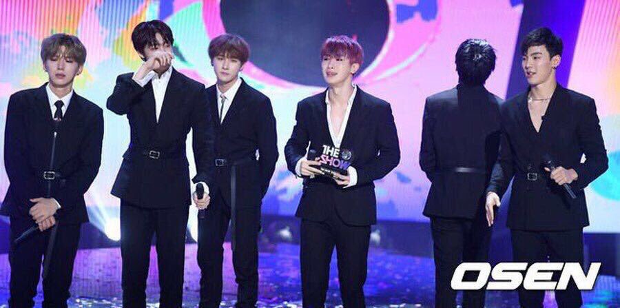 fymoonseok's tweet photo. Os meninos sonhavam desde o debut com isso, eles sempre falavam que iam conseguir, e realmente conseguiram. Eles sao capazes e merecem muito mais, estou explodindo de orgulho!! #MonstaX1stWin https://t.co/H8yiZ1YVGT
