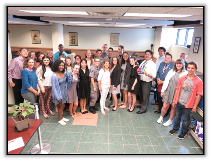 JuvenileCrime's tweet photo. New --  25+ Photos from 25+ States where Awesome Youth Volunteers are Helping their Peers Referred to #YouthJustice and #JuvenileJustice Diversion Programs called #YouthCourt, #TeenCourt, #StudentCourt, #PeerCourt and #PeerJury.   Click https://t.co/srZwYVRlkZ https://t.co/N2jgO7GeDH
