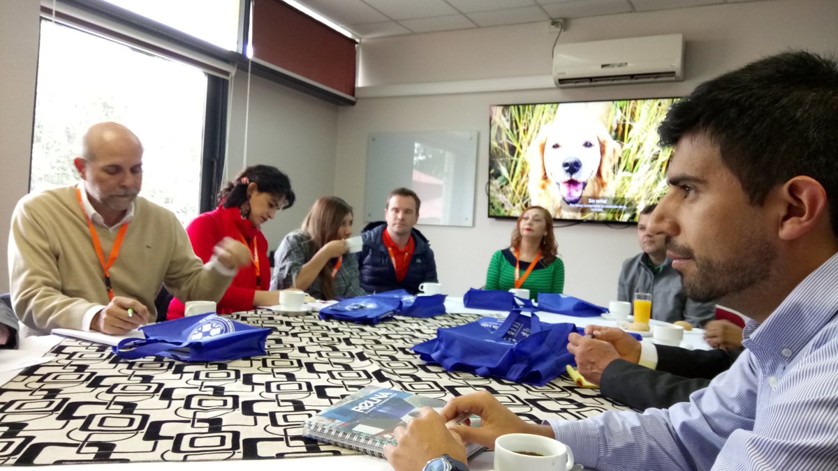 rriiulagos's tweet photo. #CURSOIGLU bienvenida por parte de la @UFrontera a igluistas y @ULagosOficial https://t.co/kbLKLRersR
