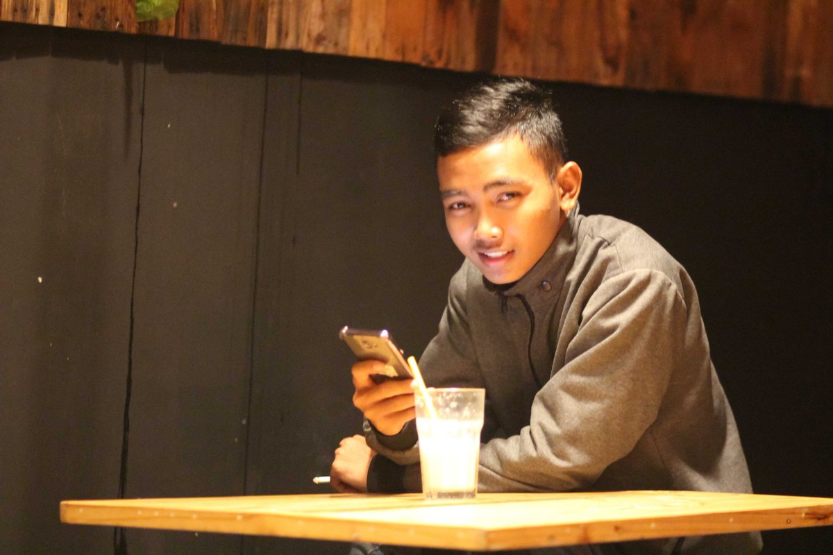 dickyadwinda's tweet photo. Jomblo ko https://t.co/X77TH2y1l0