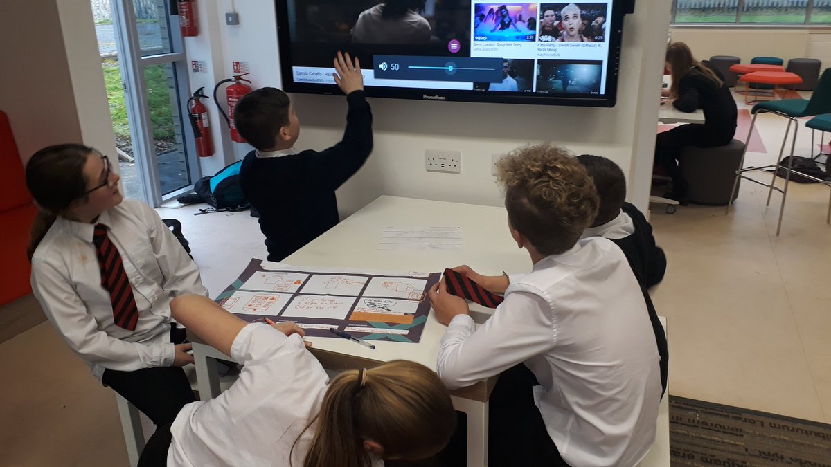 Escrivo's tweet photo. #DigitalDay17 with @WestCalderHigh preparing for the pitches this afternoon https://t.co/0iRuun6eOt